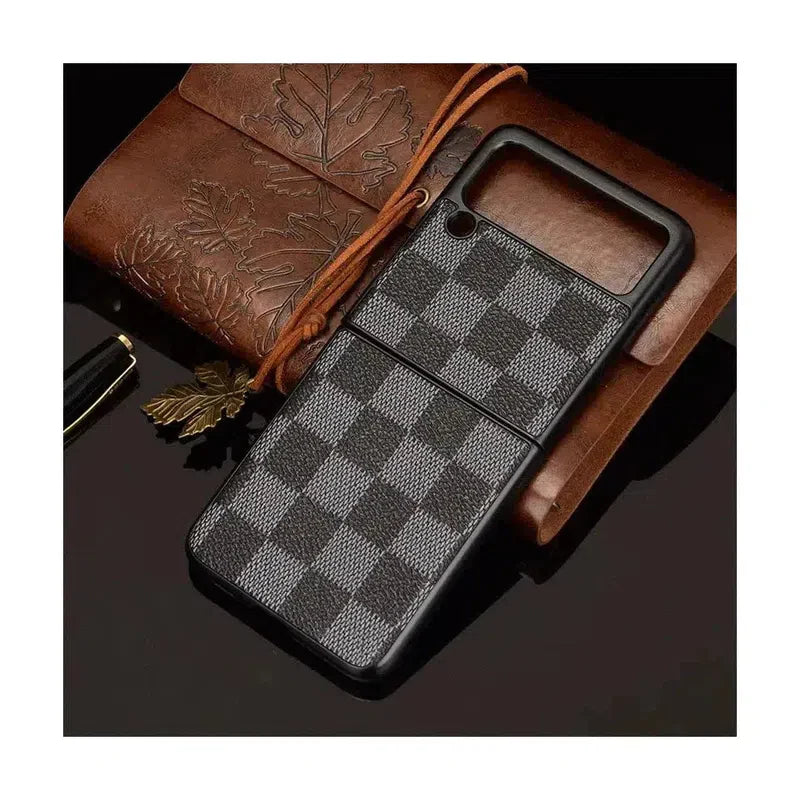 Luxury Lattice Pattern PU Hard Back Cover Case For Samsung Z Flip 4 - Black